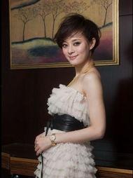 明星裸体露j,裸体露点瞬间，娱乐圈真实一面